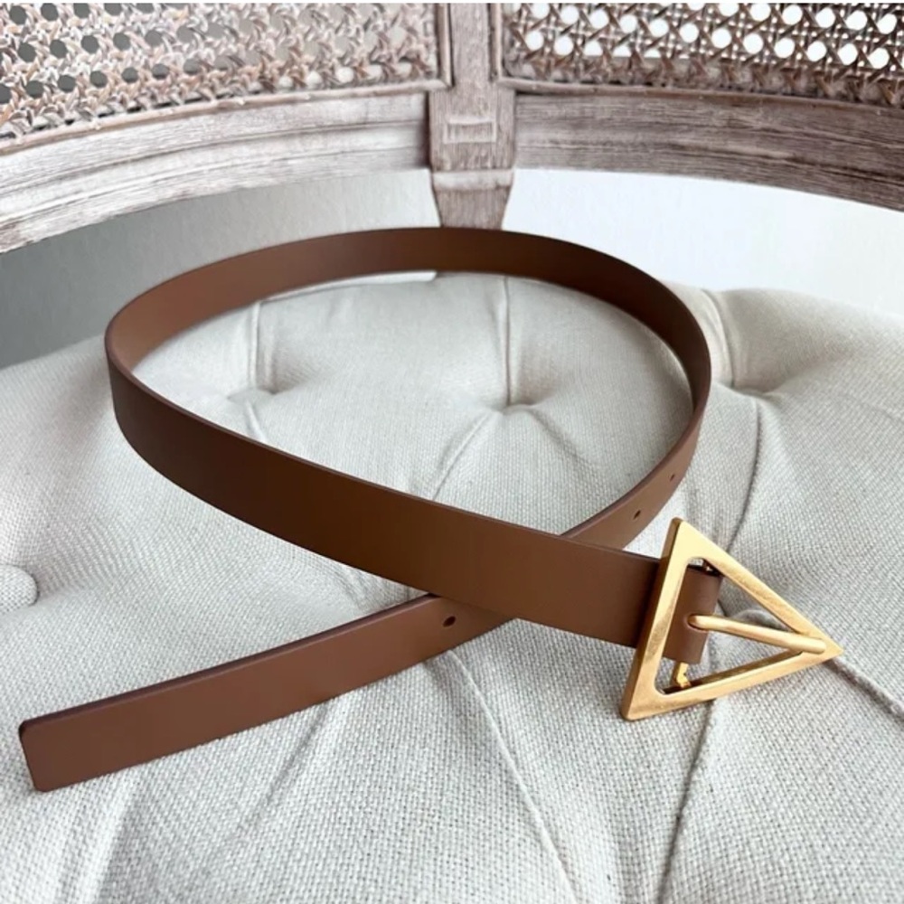 Express Elegant Brown Leather Belt with Gold Accent